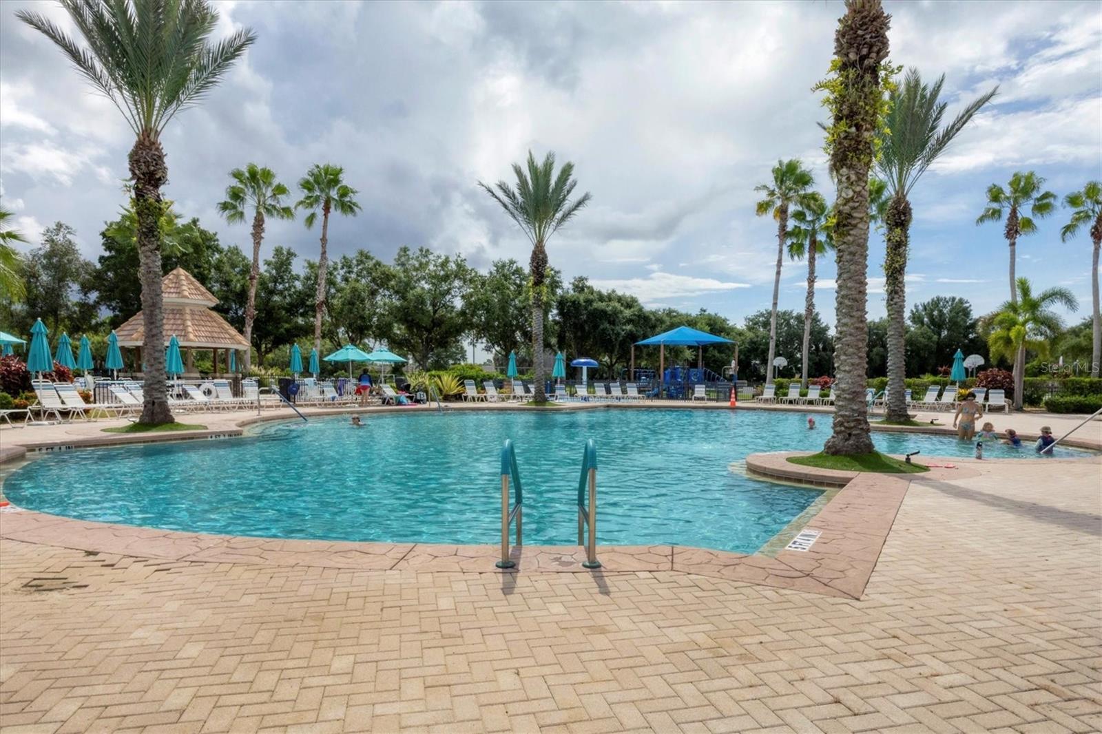 STONEYBROOK AT VENICE - Residential