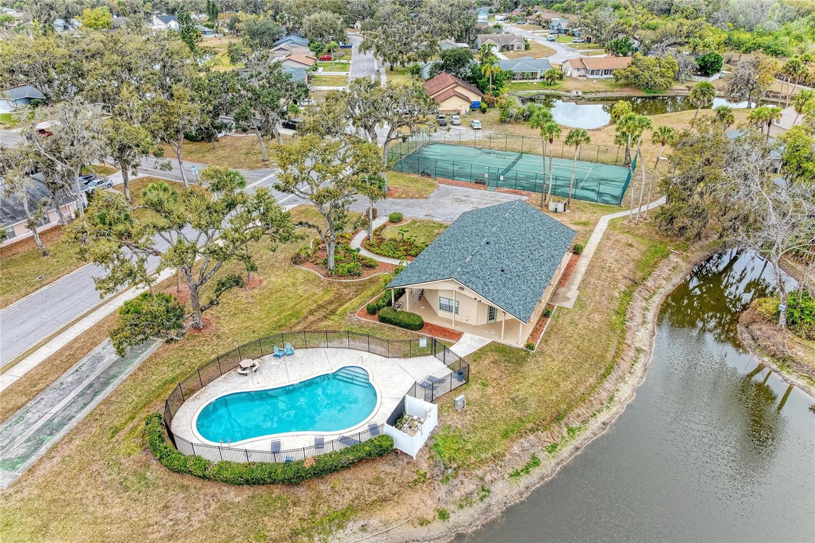 VILLAGES OF THOUSAND OAKS VILLAGE I - Residential