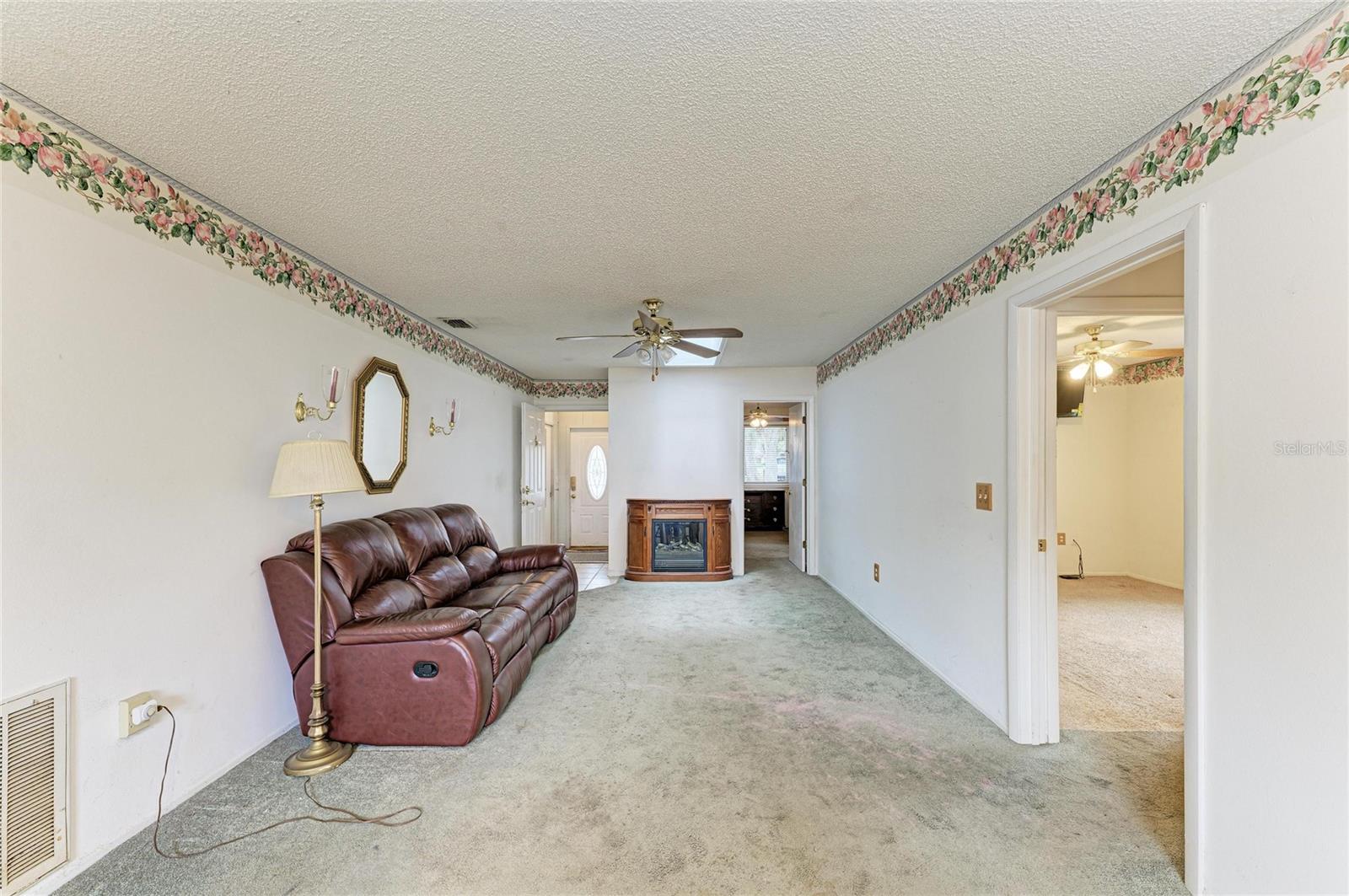 VILLAGES OF THOUSAND OAKS VILLAGE I - Residential