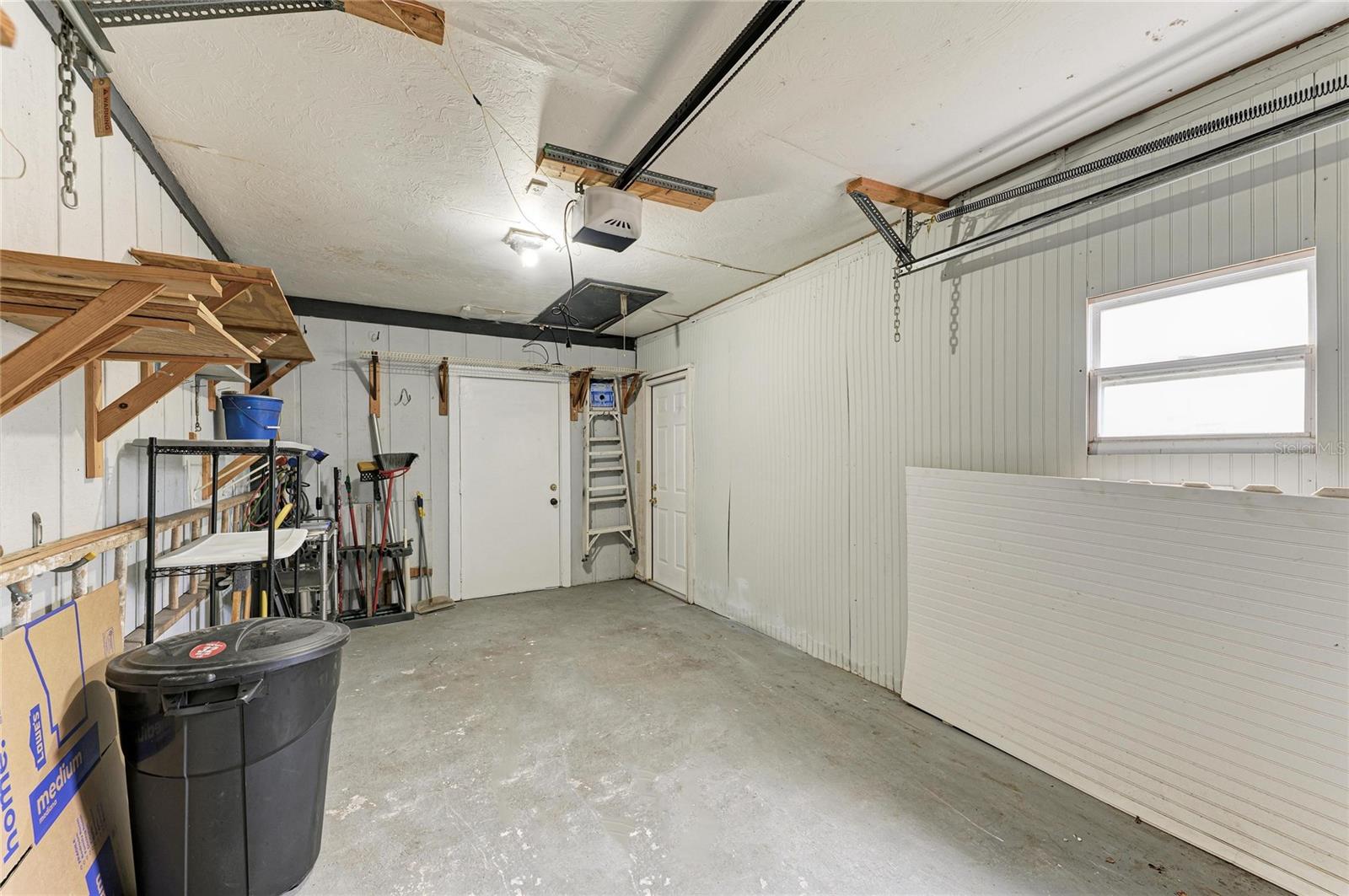 VILLAGES OF THOUSAND OAKS VILLAGE I - Residential