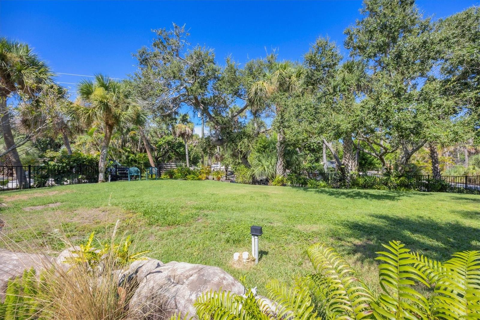 MANASOTA KEY - Residential