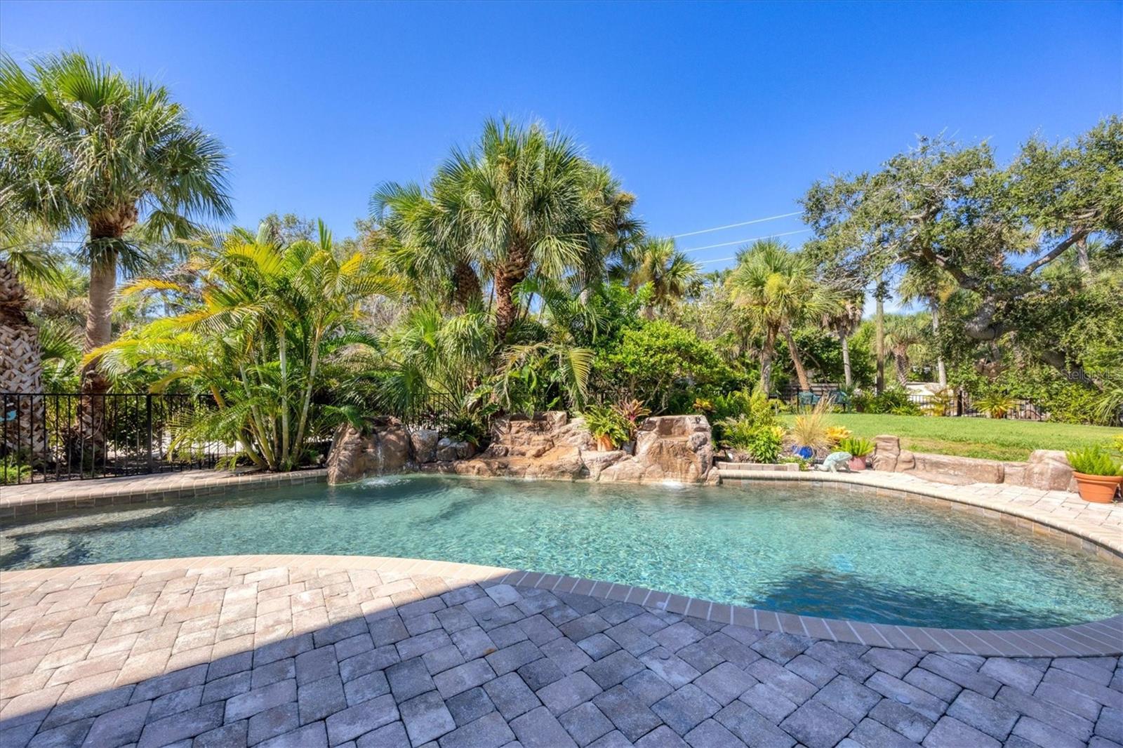 MANASOTA KEY - Residential