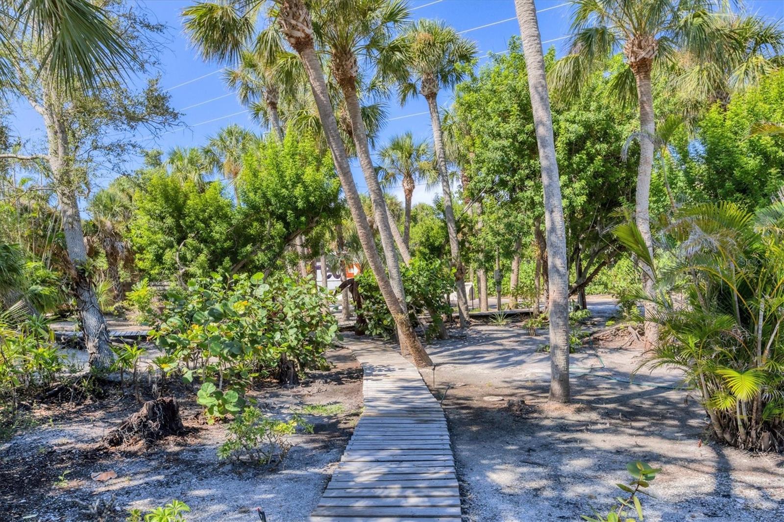 MANASOTA KEY - Residential