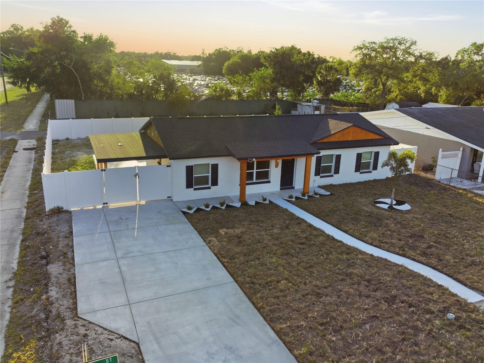 HIGHLAND PINES REV - Residential
