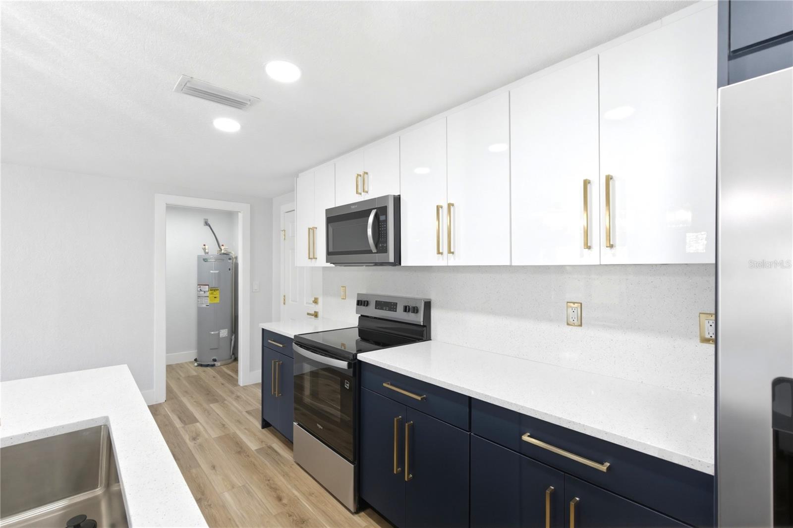 HIGHLAND PINES REV - Residential