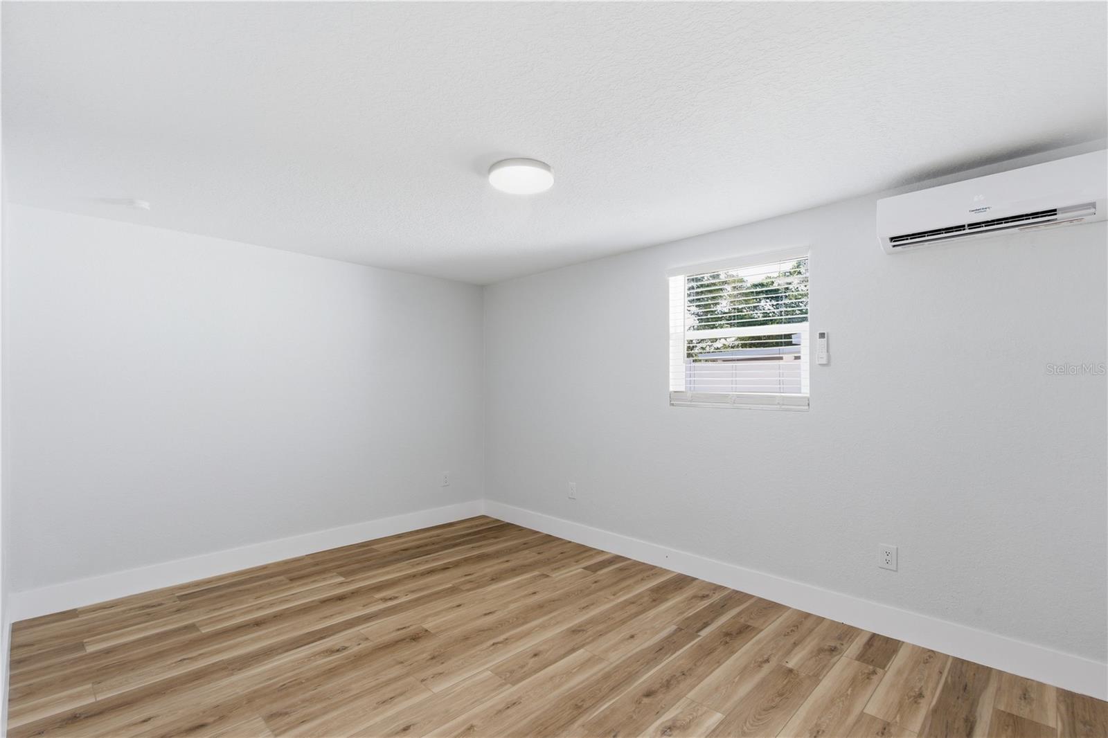 HIGHLAND PINES REV - Residential