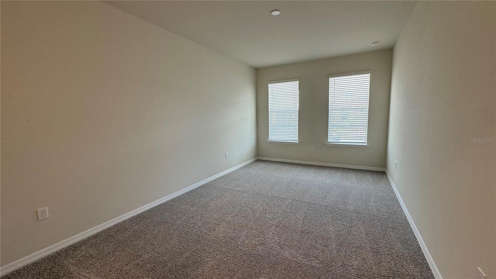 SILVERLEAF OAKS/HAMLIN PH 3A - Residential Lease