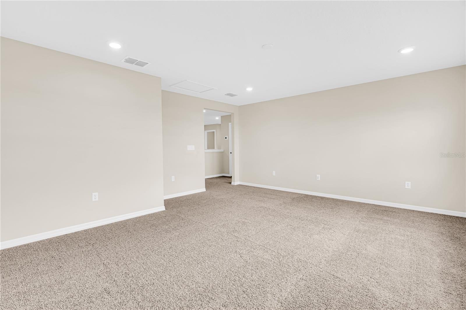 SILVERLEAF OAKS/HAMLIN PH 3A - Residential Lease