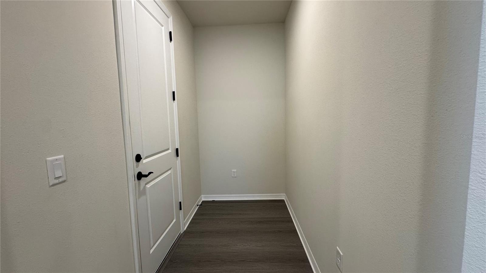 SILVERLEAF OAKS/HAMLIN PH 3A - Residential Lease