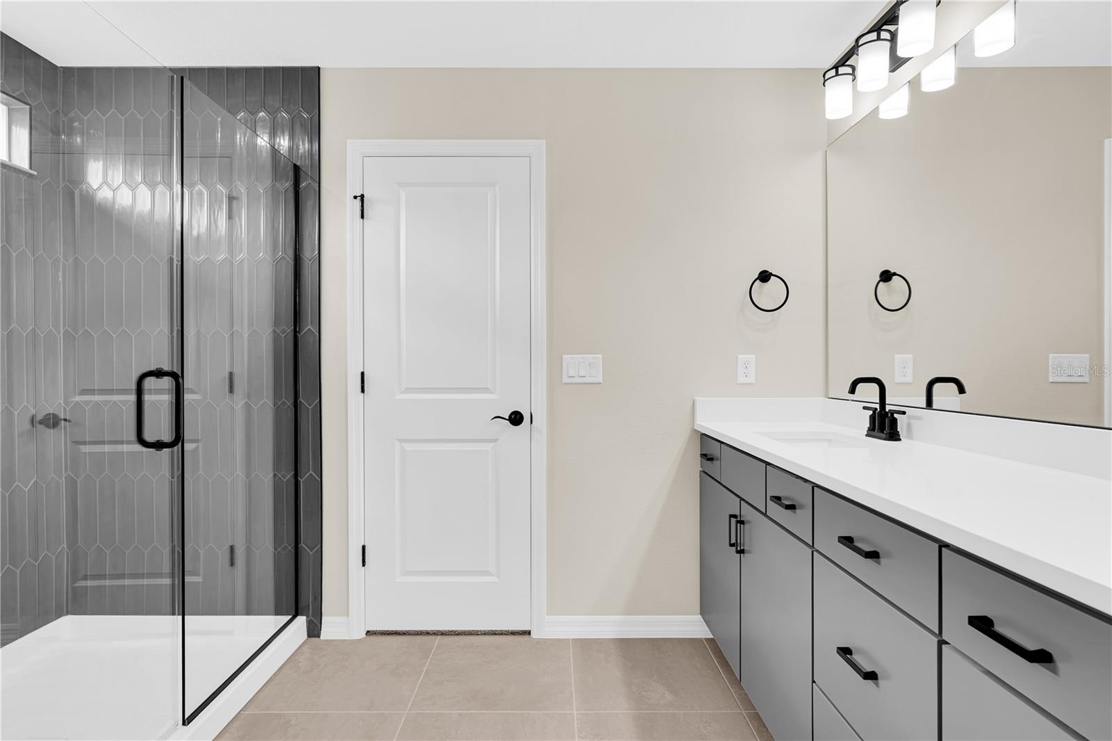 SILVERLEAF OAKS/HAMLIN PH 3A - Residential Lease