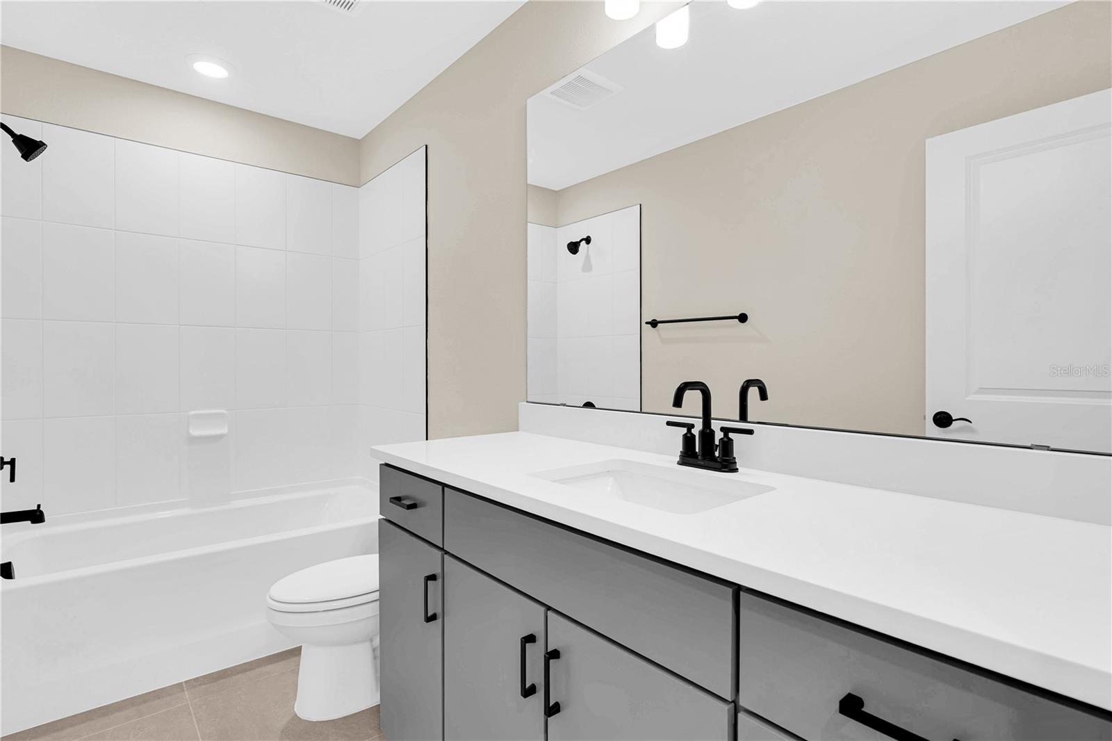 SILVERLEAF OAKS/HAMLIN PH 3A - Residential Lease