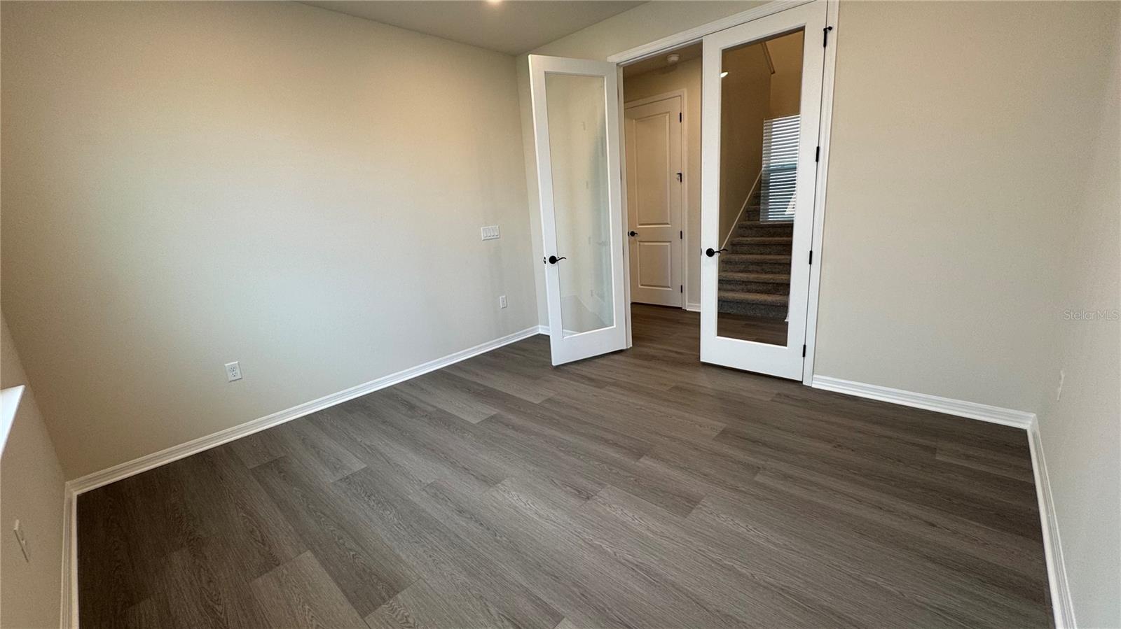 SILVERLEAF OAKS/HAMLIN PH 3A - Residential Lease