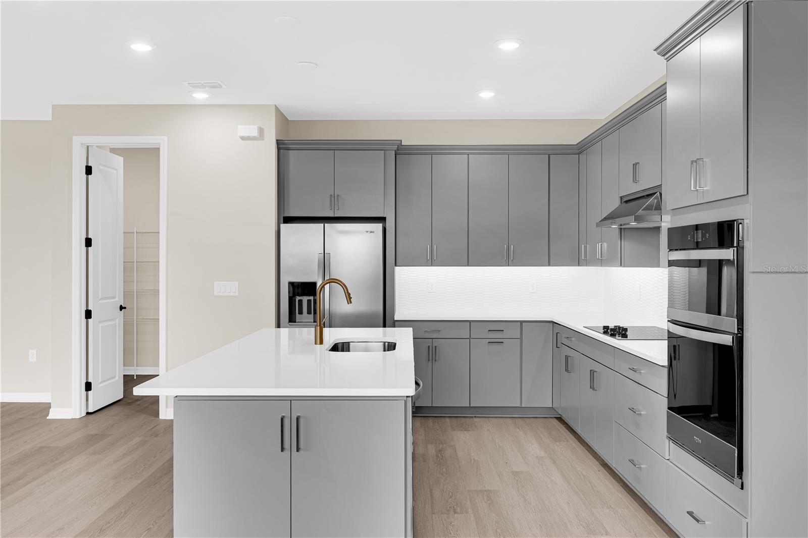 SILVERLEAF OAKS/HAMLIN PH 3A - Residential Lease