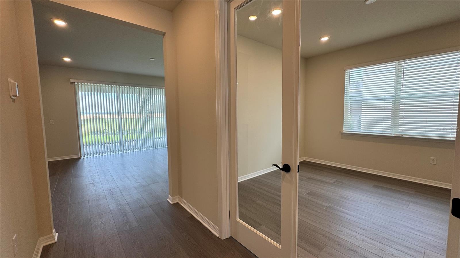 SILVERLEAF OAKS/HAMLIN PH 3A - Residential Lease