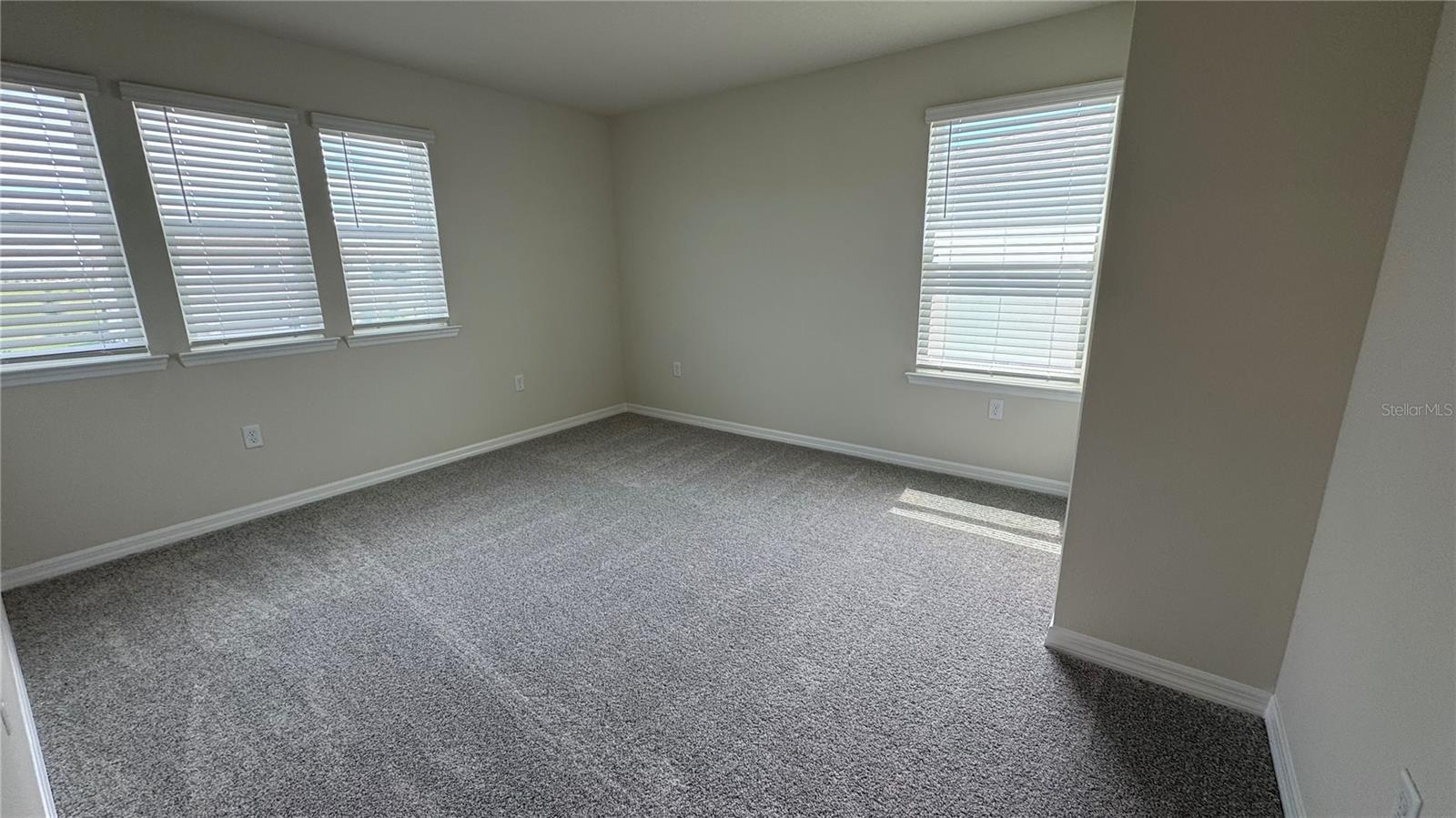 SILVERLEAF OAKS/HAMLIN PH 3A - Residential Lease