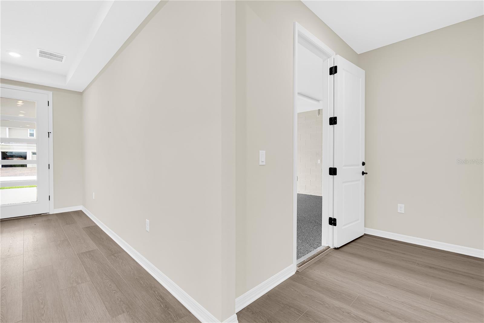 SILVERLEAF OAKS/HAMLIN PH 3A - Residential Lease