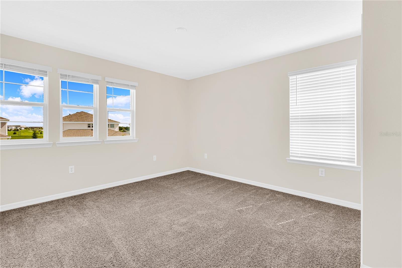 SILVERLEAF OAKS/HAMLIN PH 3A - Residential Lease