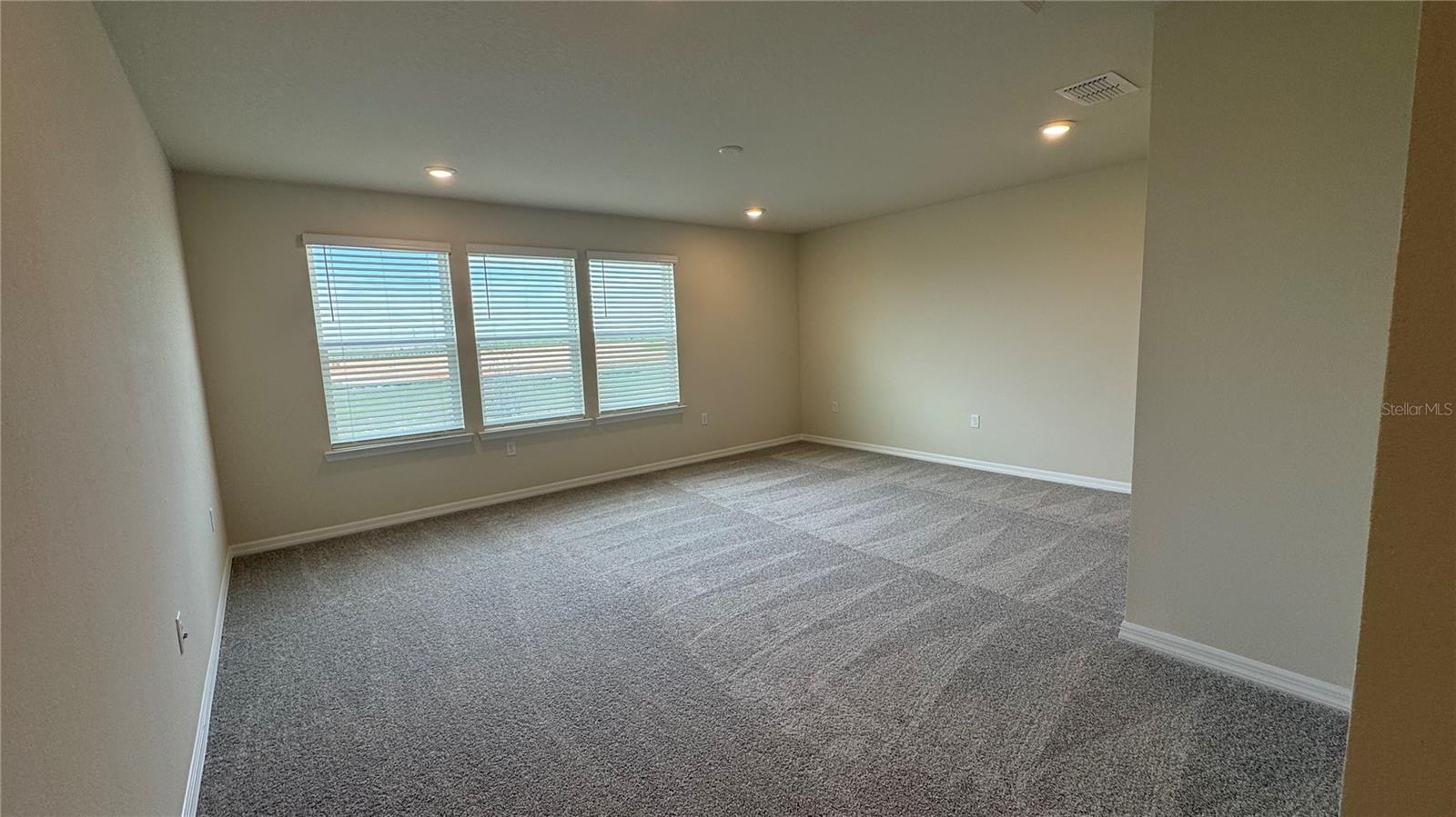 SILVERLEAF OAKS/HAMLIN PH 3A - Residential Lease