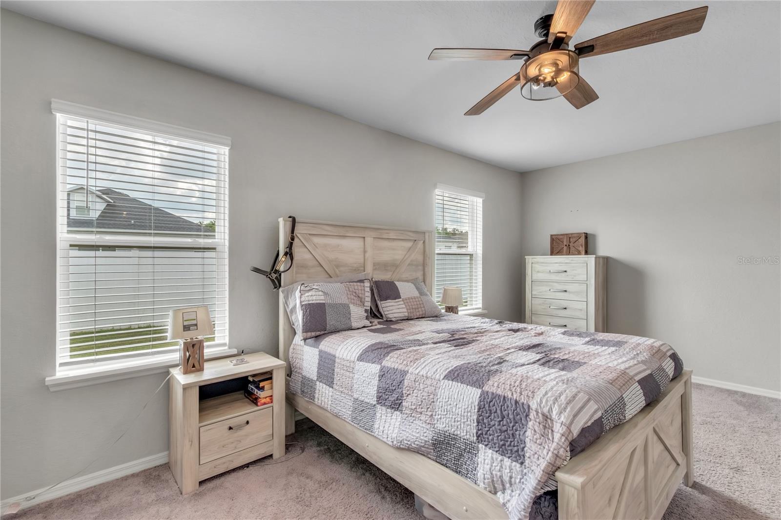 SUMMERCREST - Residential