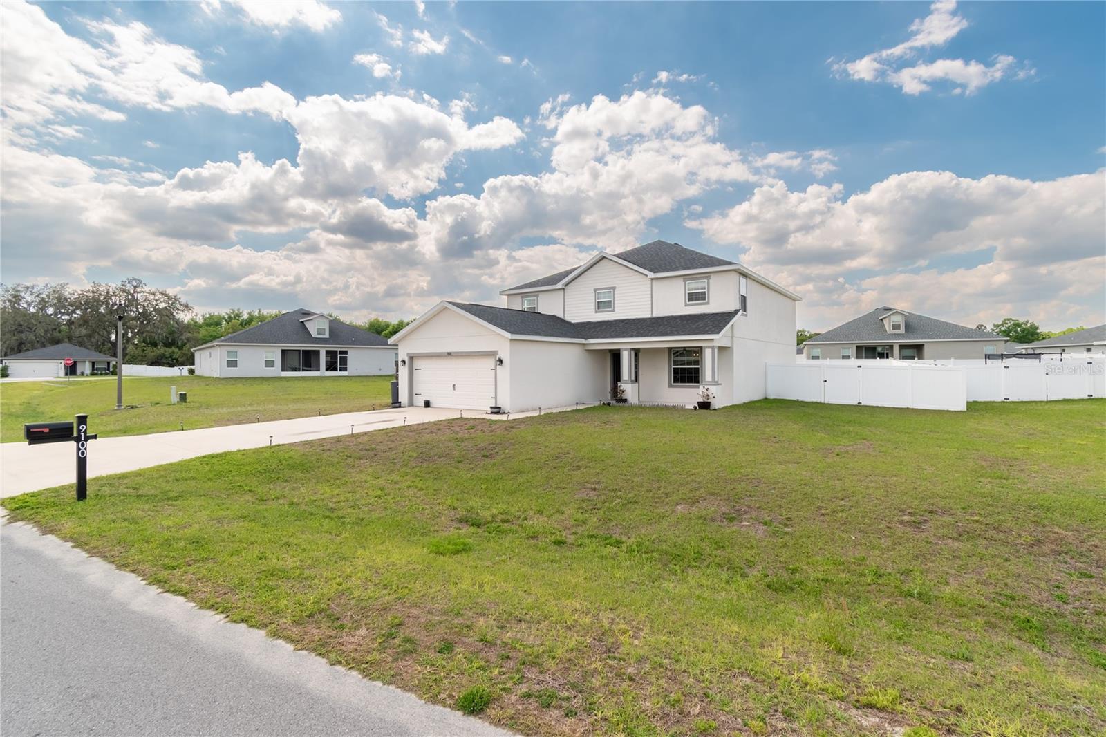 SUMMERCREST - Residential