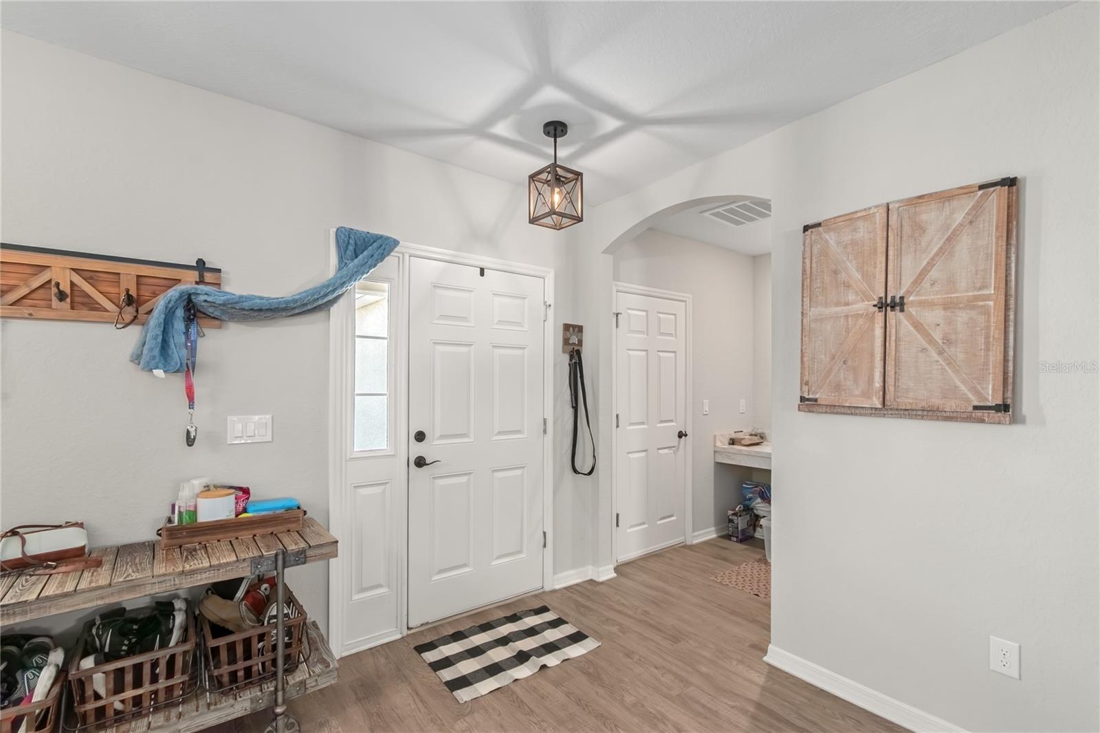 SUMMERCREST - Residential