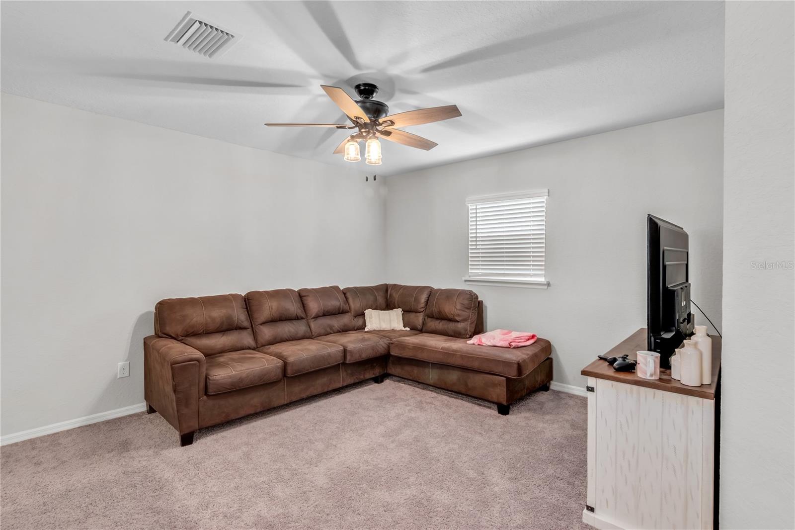 SUMMERCREST - Residential