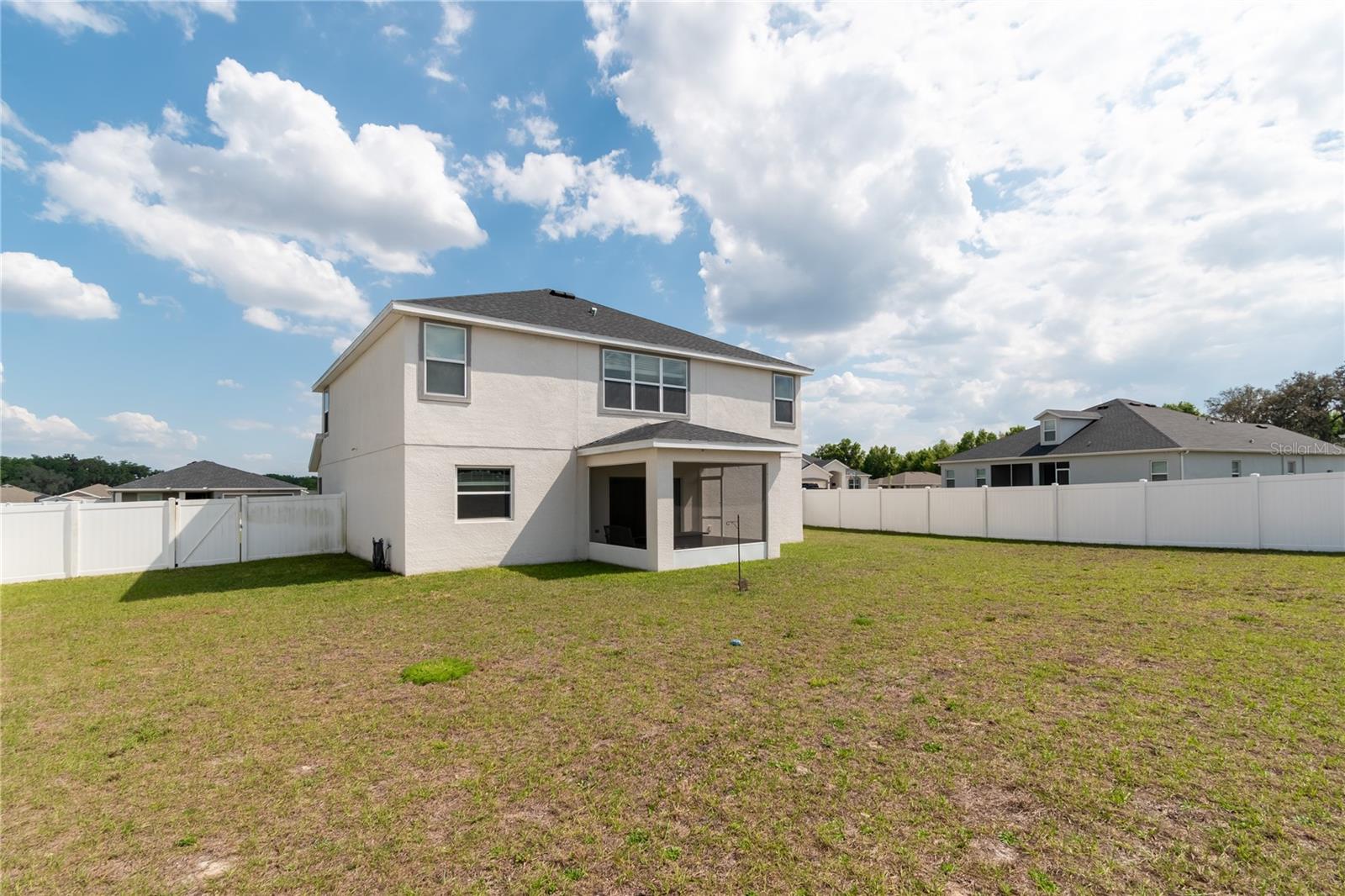 SUMMERCREST - Residential