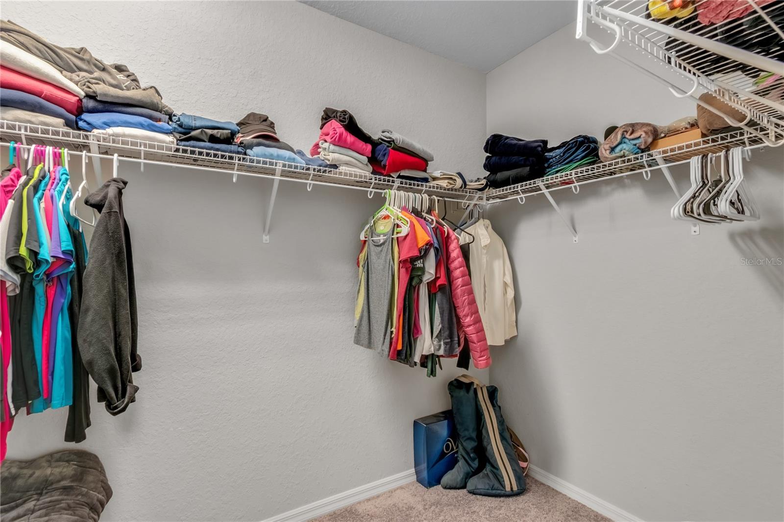 SUMMERCREST - Residential