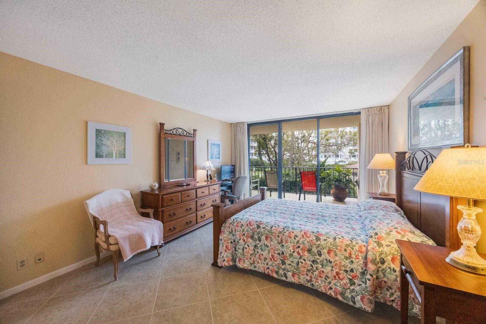 BELLEVIEW BILTMORE VILLAS BAYSHORE I CONDO - Residential