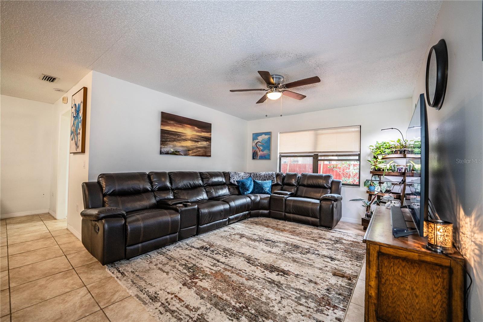 WEST OF LAKE HOWARD - Residential