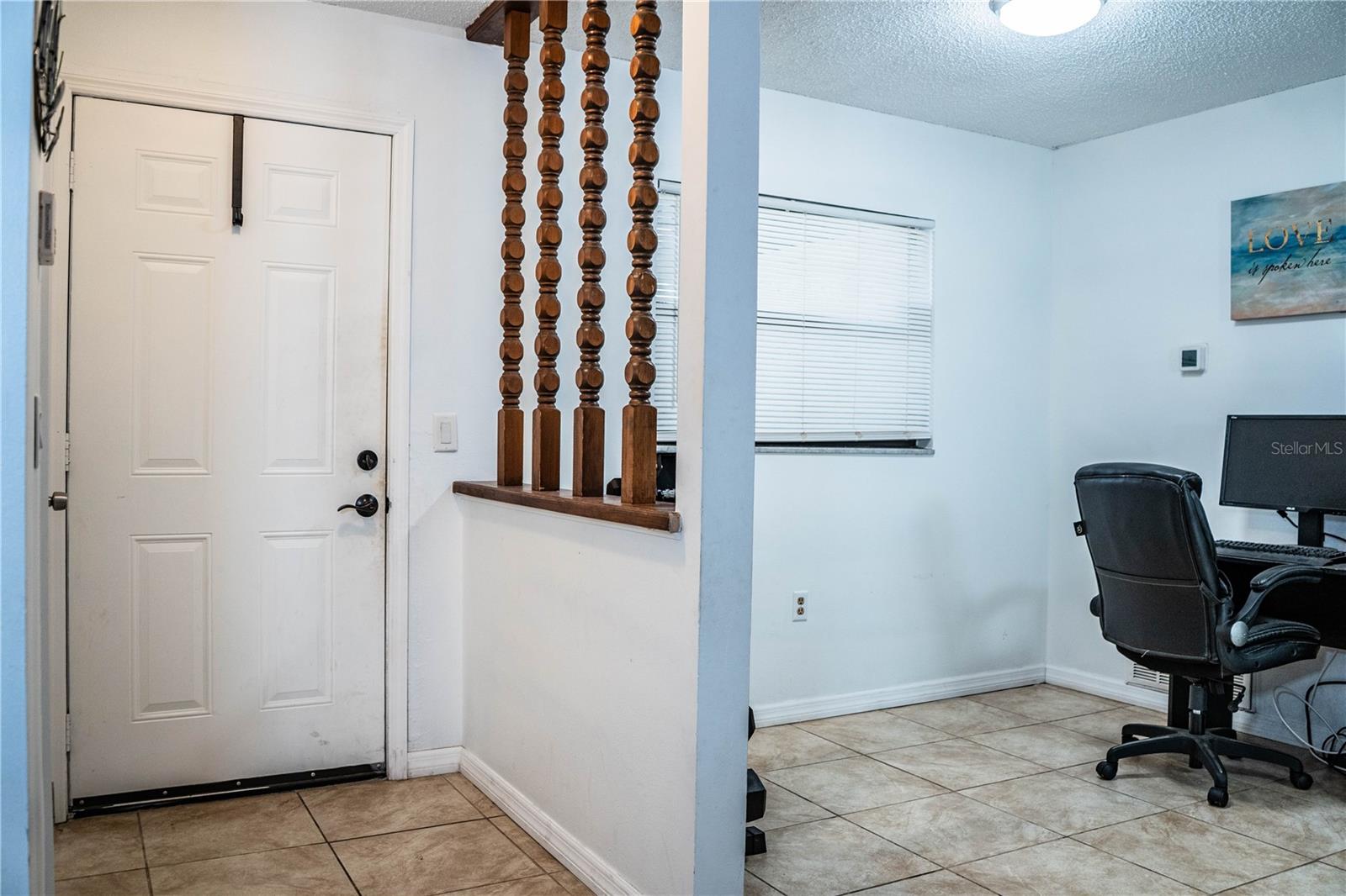 WEST OF LAKE HOWARD - Residential