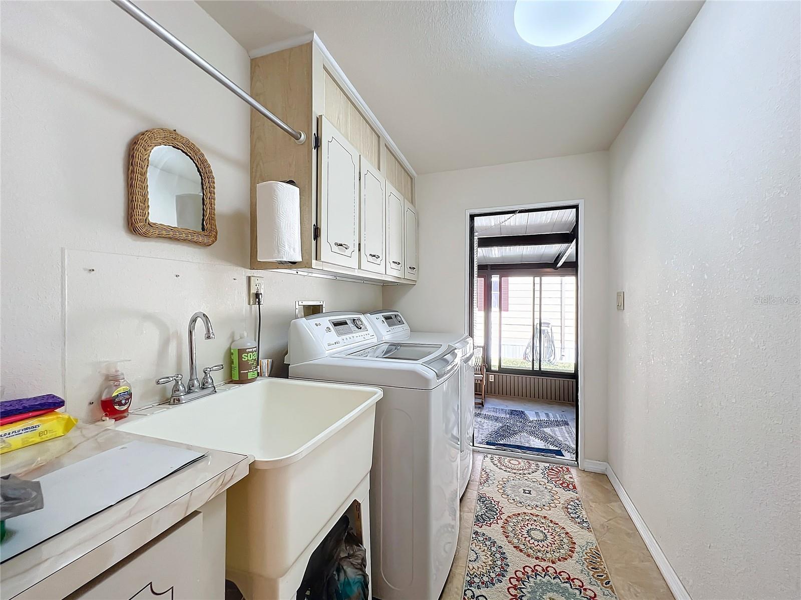 BROOKHAVEN VILLAGE FIRST ADD - Residential