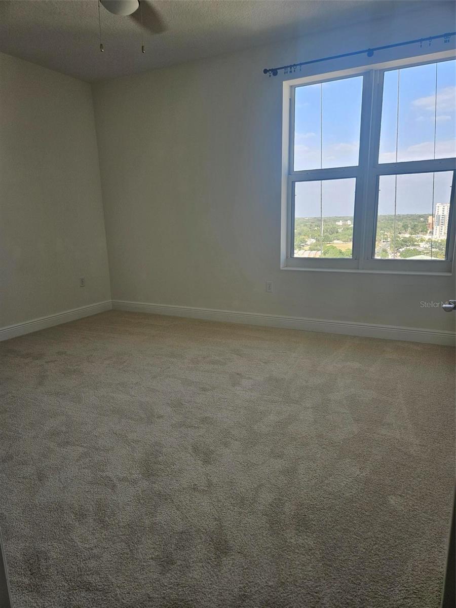 STATION SQUARE CONDO - Residential