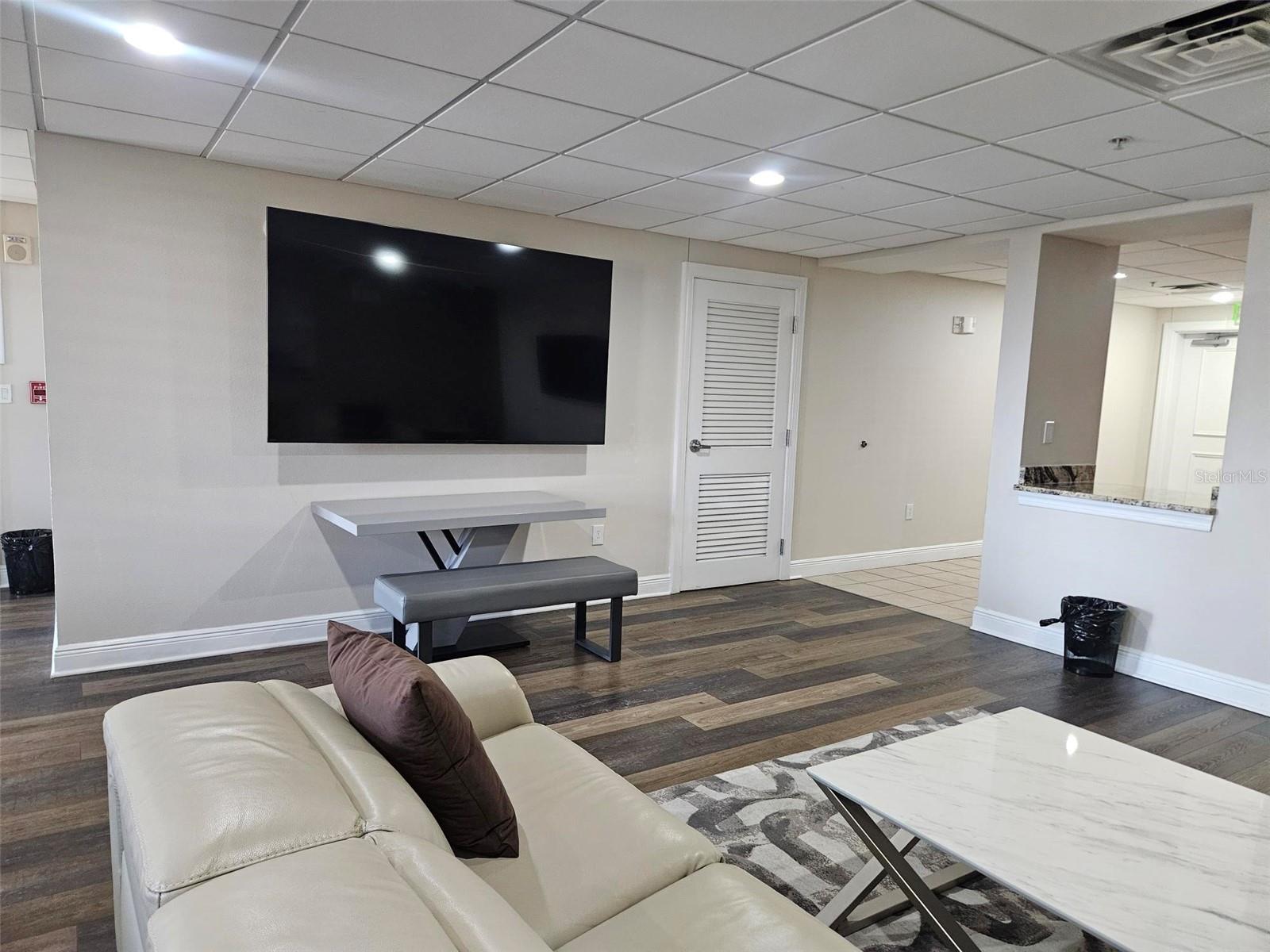 STATION SQUARE CONDO - Residential