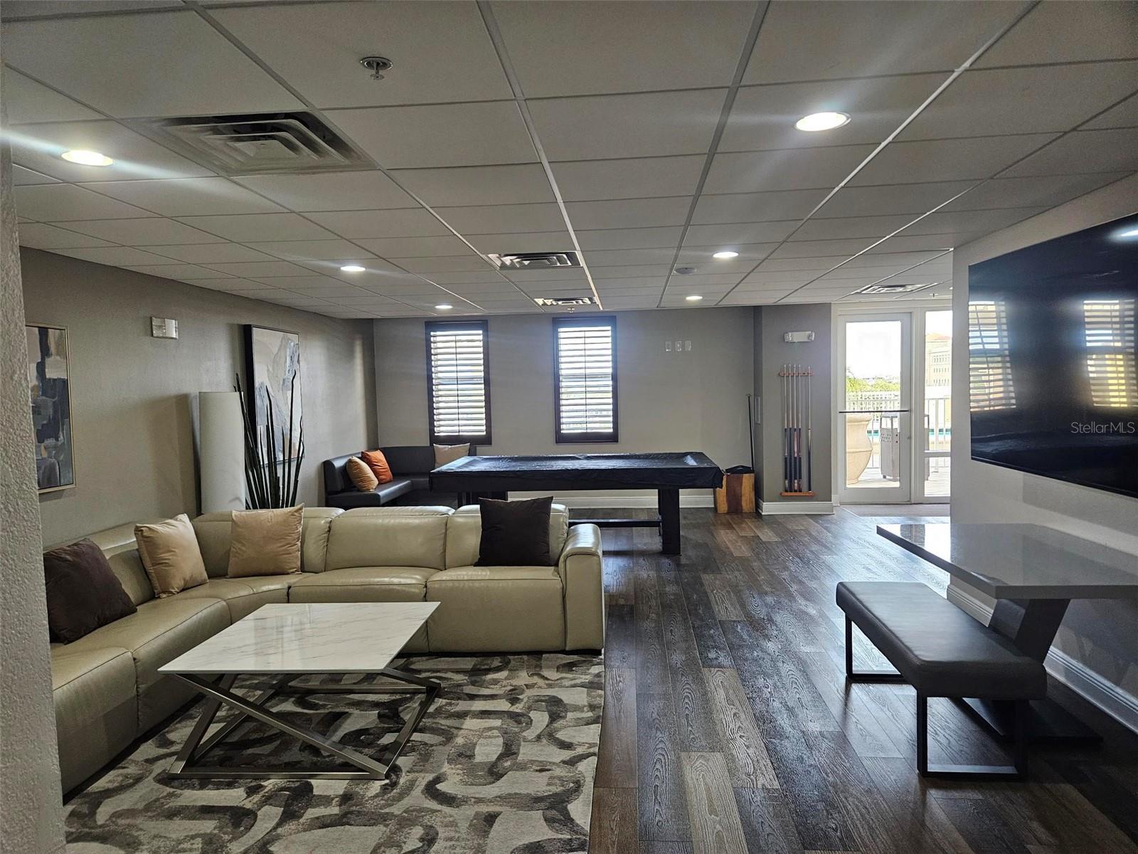 STATION SQUARE CONDO - Residential