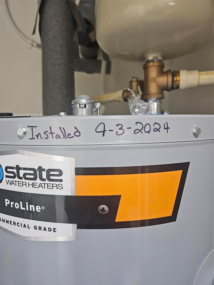 STATION SQUARE CONDO - Residential