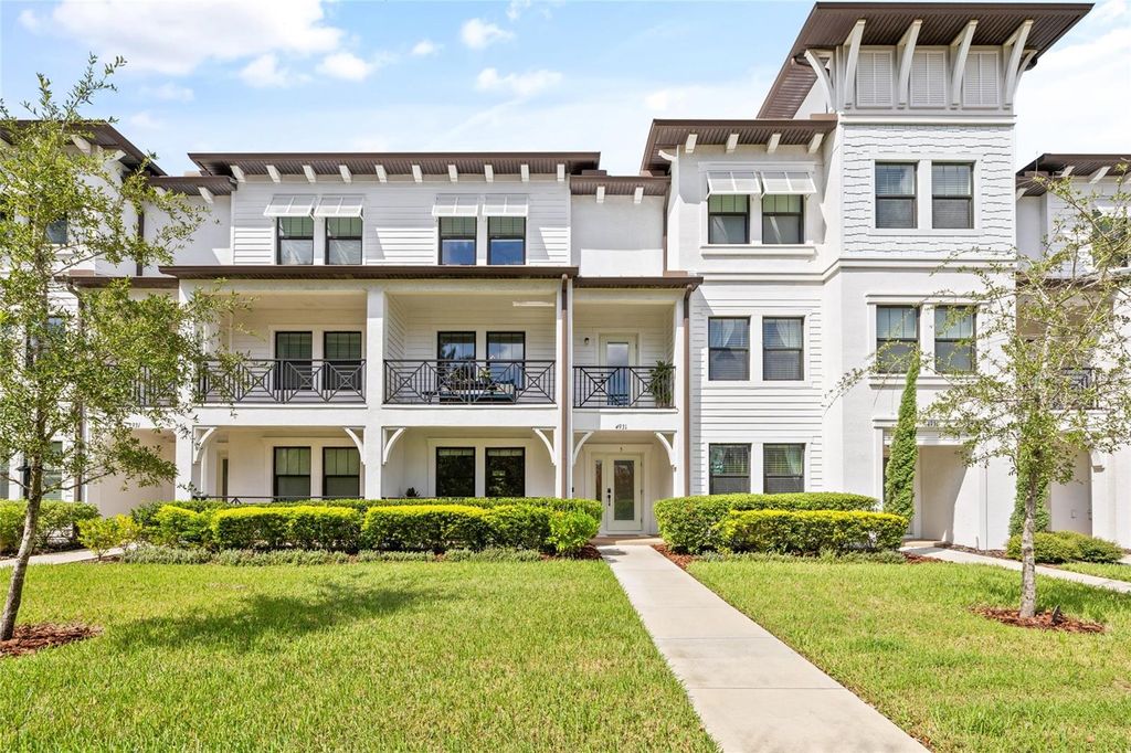 Photo of 4931 W Paul Avenue #5, Tampa, FL 33611 (MLS # TB8501984)