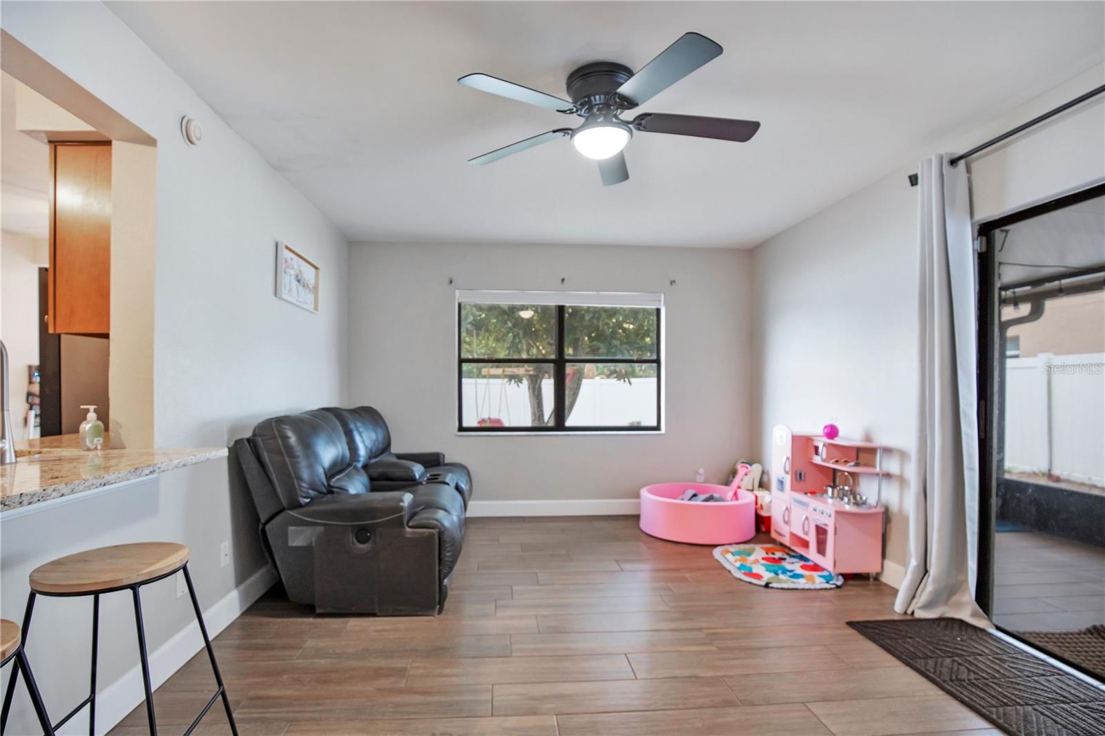 GREENWOOD LAKES UNIT D-3B 1ST ADD - Residential