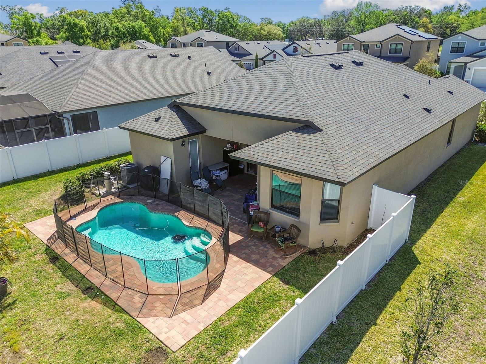 FLORABLU ESTATES - Residential