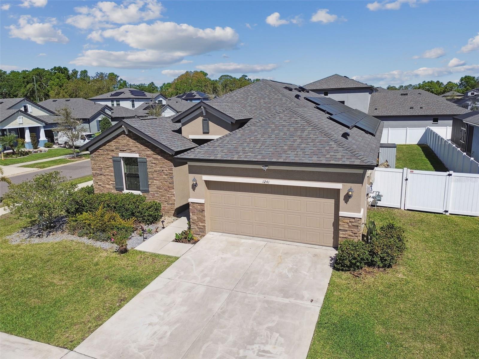 FLORABLU ESTATES - Residential