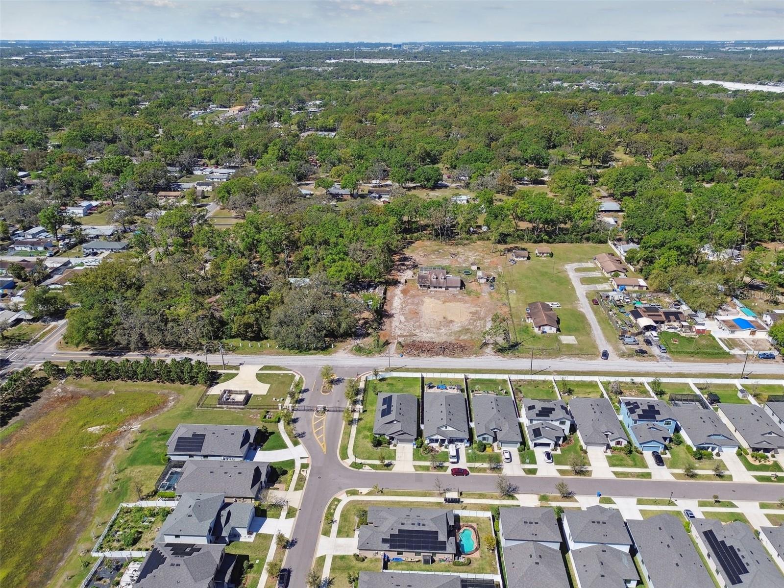 FLORABLU ESTATES - Residential