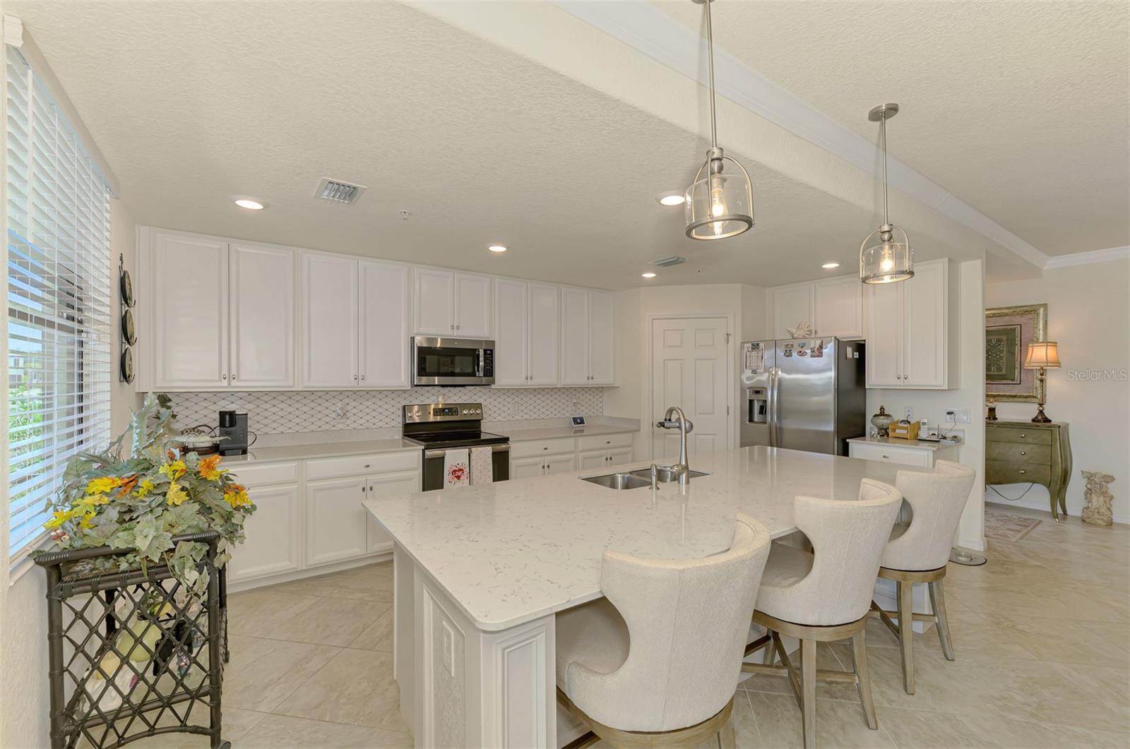 COACH HOMES 3/GRAN PARADISO BL - Residential