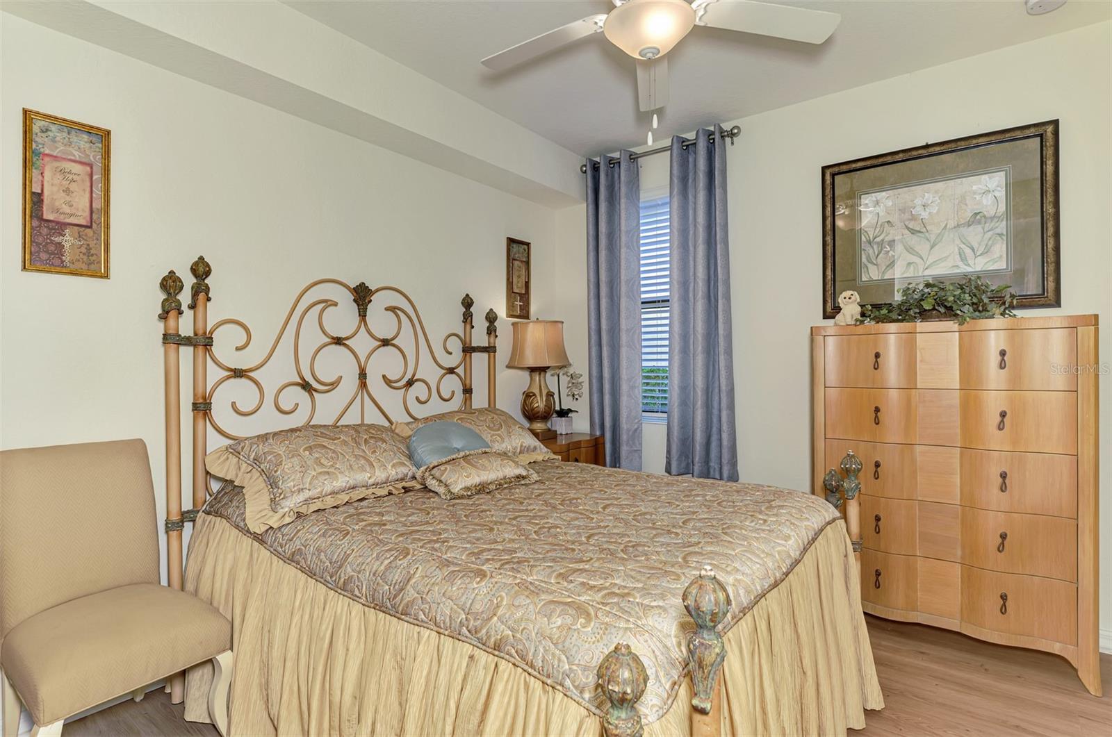 COACH HOMES 3/GRAN PARADISO BL - Residential