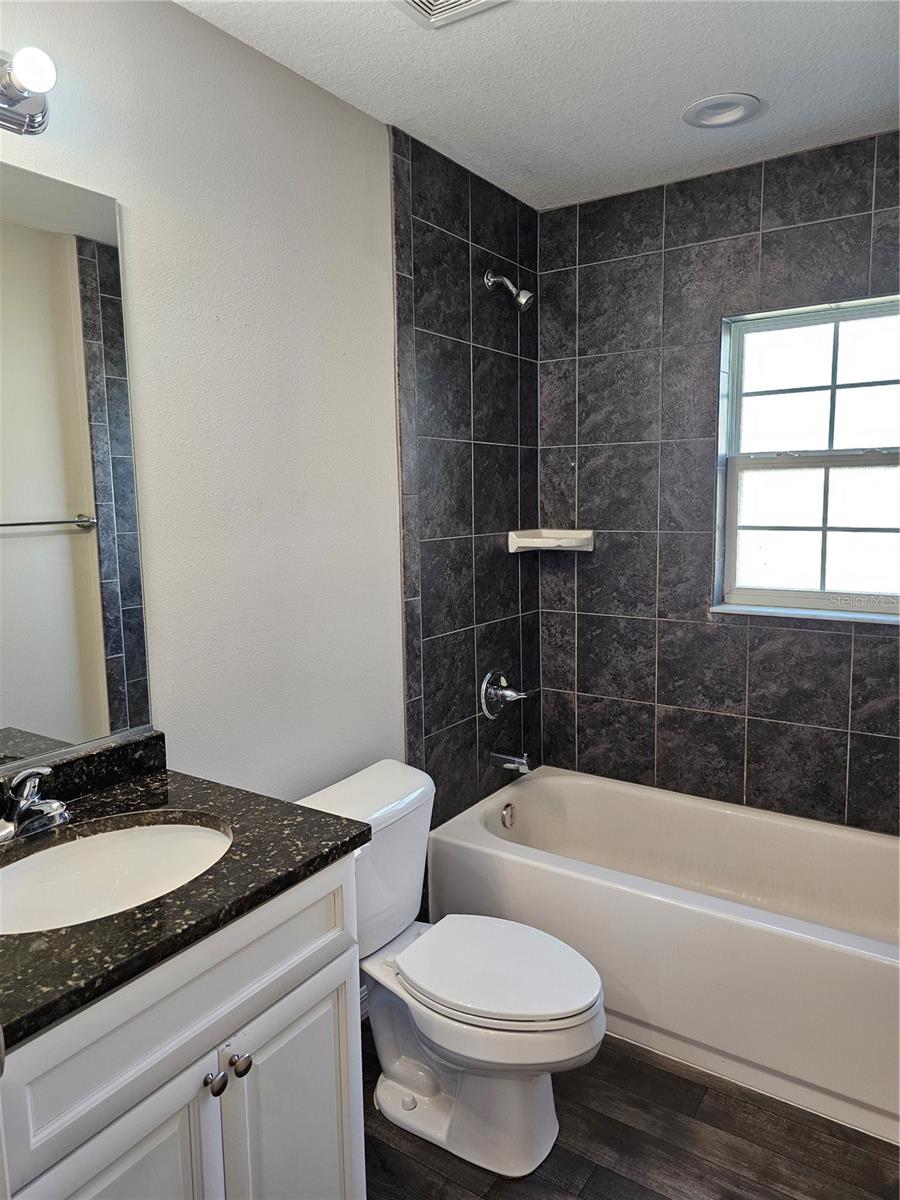 SILVER SPGS SHORES UN #21 - Residential Lease