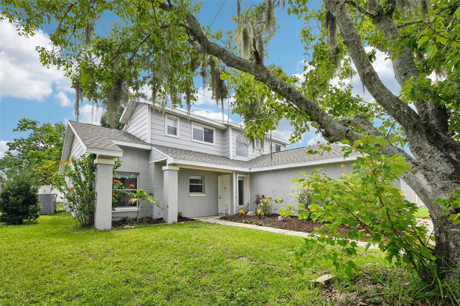 478 CHICAGO WOODS CIRCLE