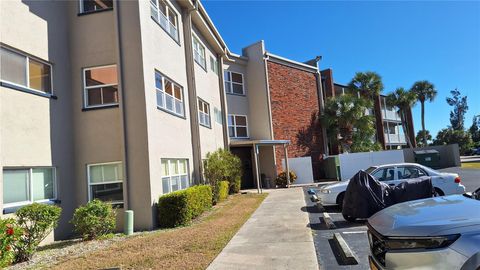 A home in PORT CHARLOTTE