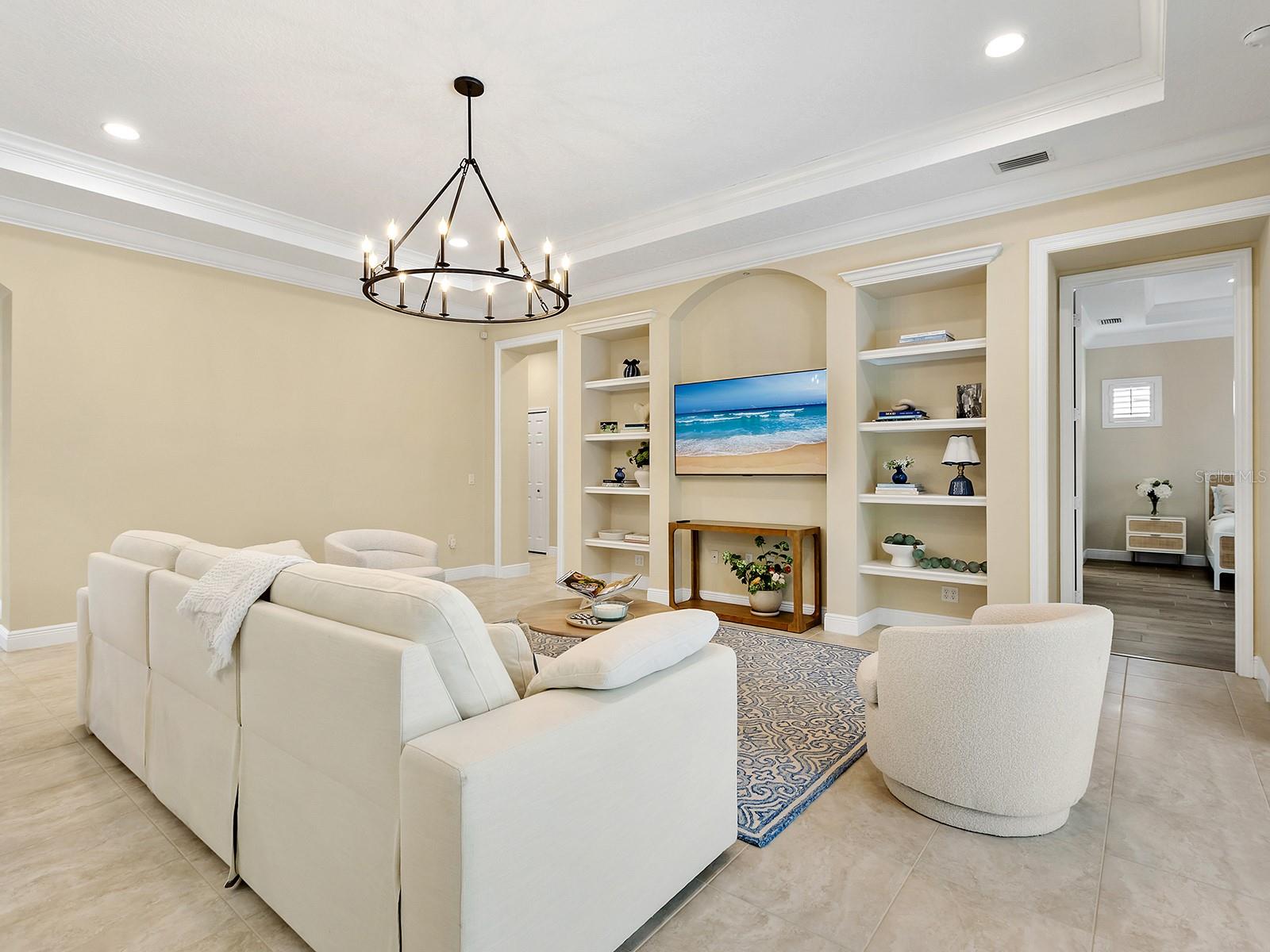 LAKEWOOD RANCH COUNTRY CLUB VILLAGE - Residential