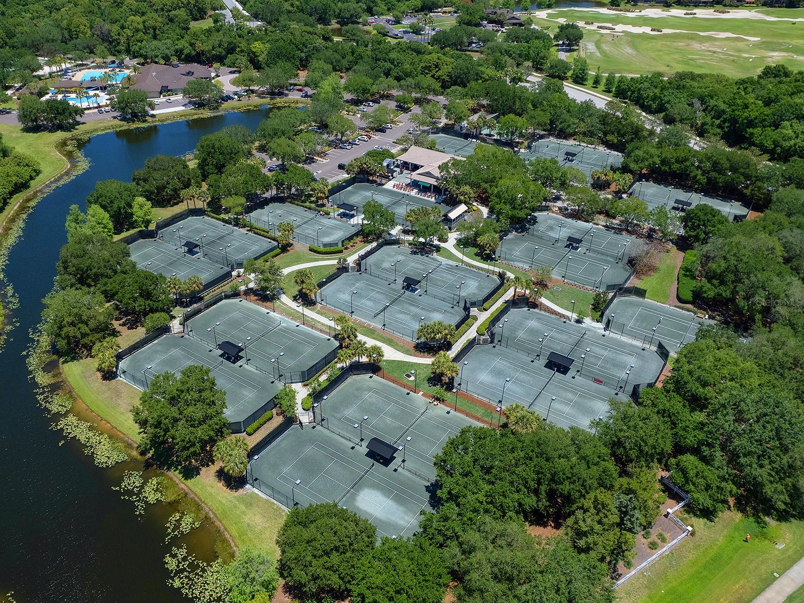 LAKEWOOD RANCH COUNTRY CLUB VILLAGE - Residential