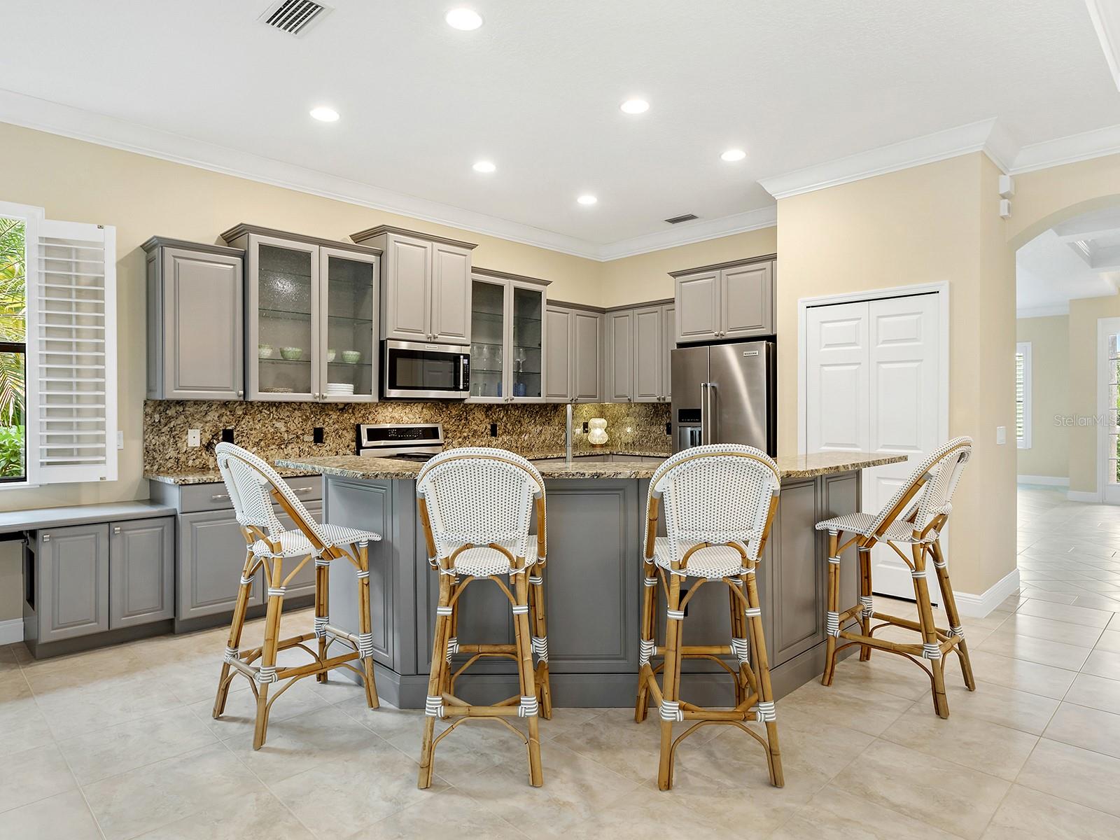 LAKEWOOD RANCH COUNTRY CLUB VILLAGE - Residential