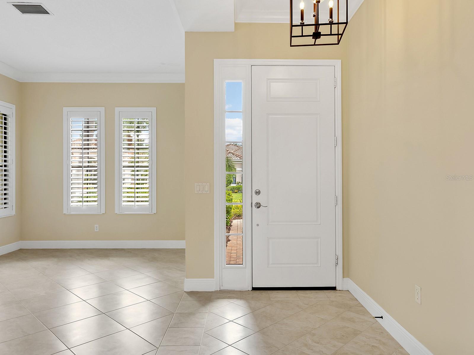 7210 LAKE FOREST GLEN